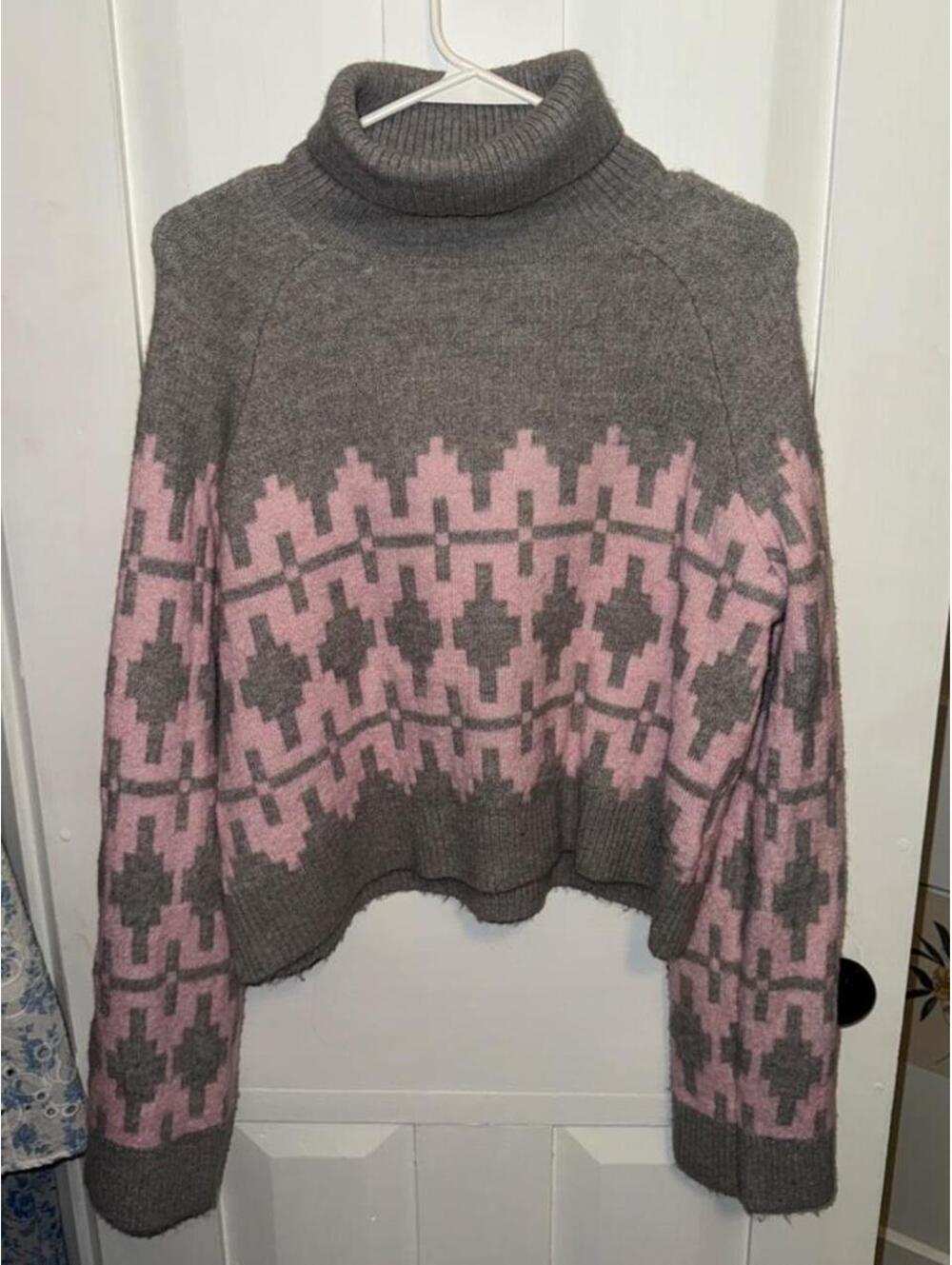 H&M Women's Multi and Pink Jumper